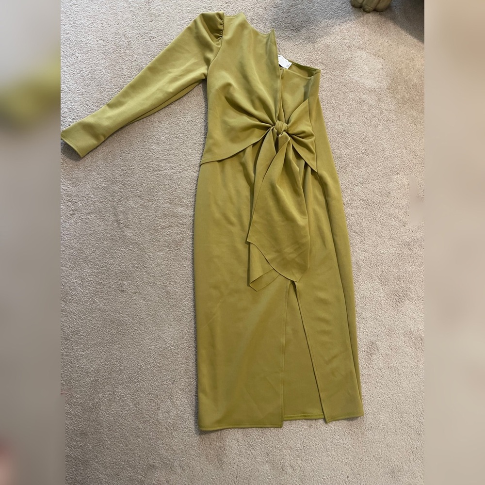 Dress - Picture 2 of 2